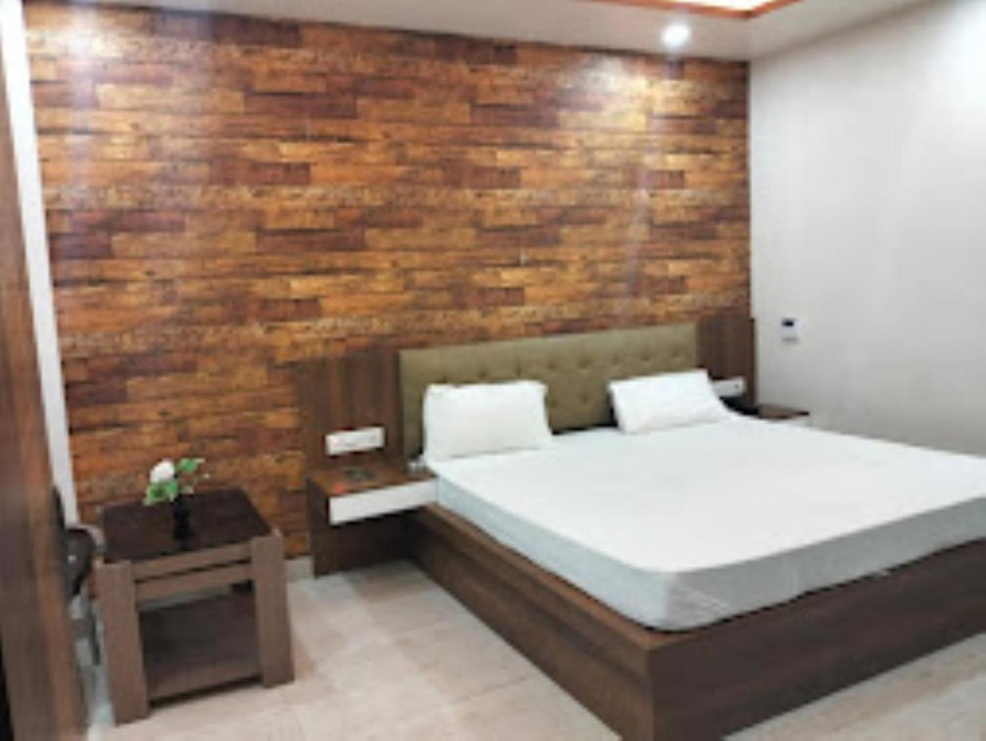 Hotel Shiv Kashi,Sultanpur Ngoại thất bức ảnh