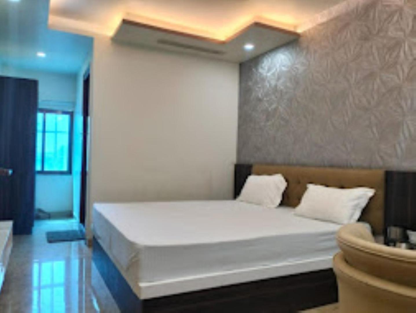 Hotel Shiv Kashi,Sultanpur Ngoại thất bức ảnh